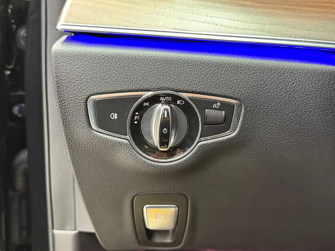 Mercedes-Benz E-Class 2018 Facelift E 300 L Fashion фото 20