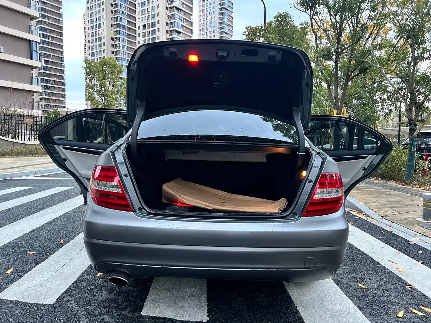 Mercedes-Benz C-Class 2011 C 180K Classic фото 18