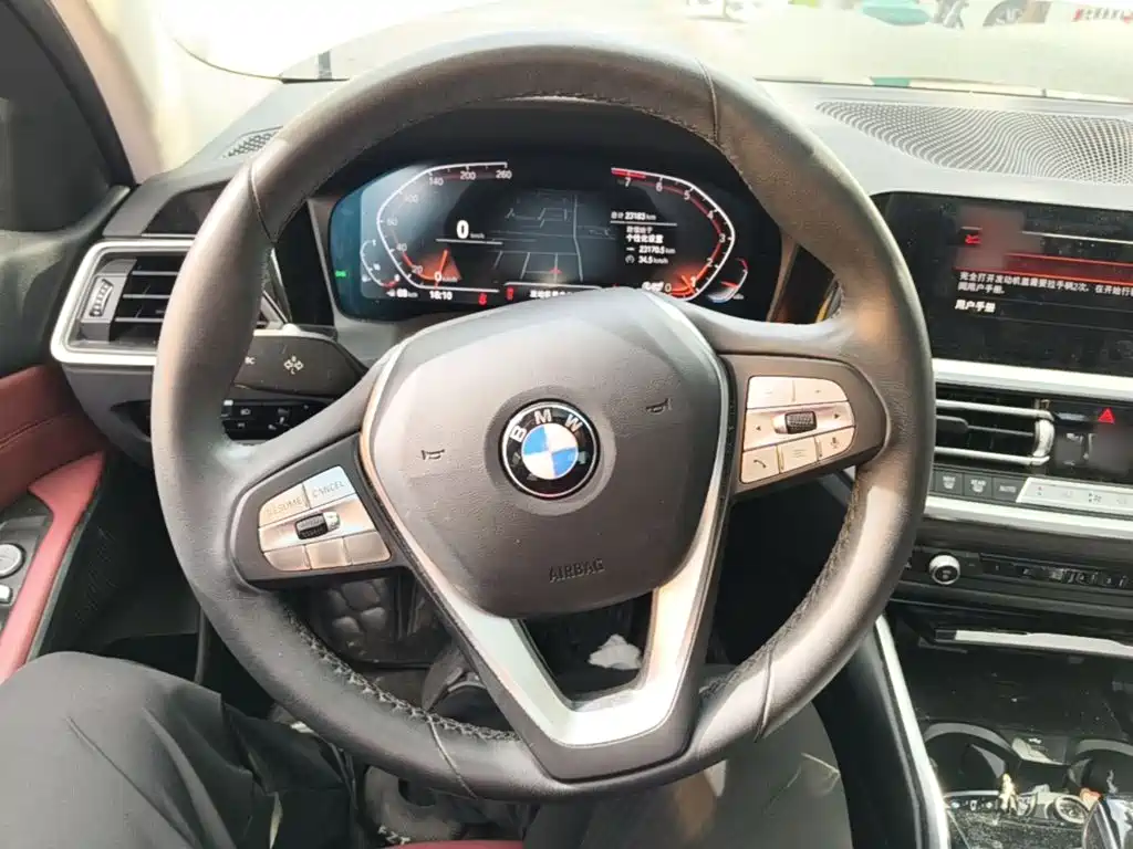 Фото 11 - BMW 3 Series