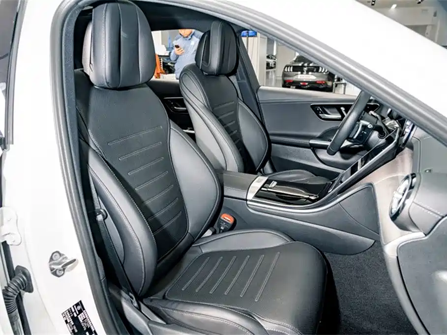 Mercedes-Benz C-Class 2023 C 260 L Night Edition Sport фото 19