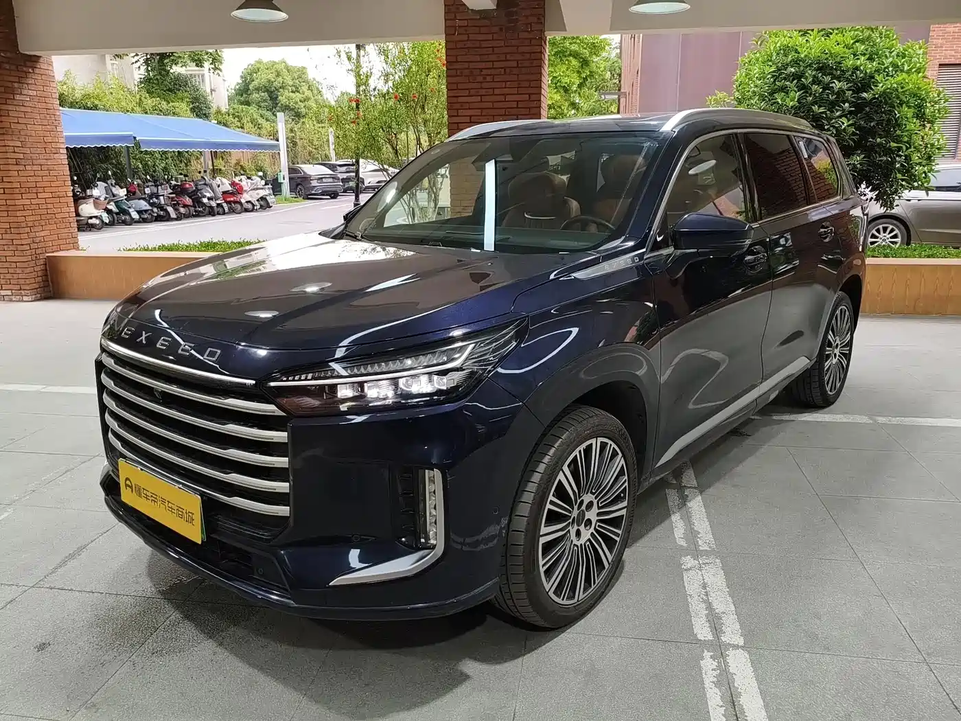Exeed Landmark C-DM 2025 2025 180 Ultra Long Range Max AWD 6-Seater