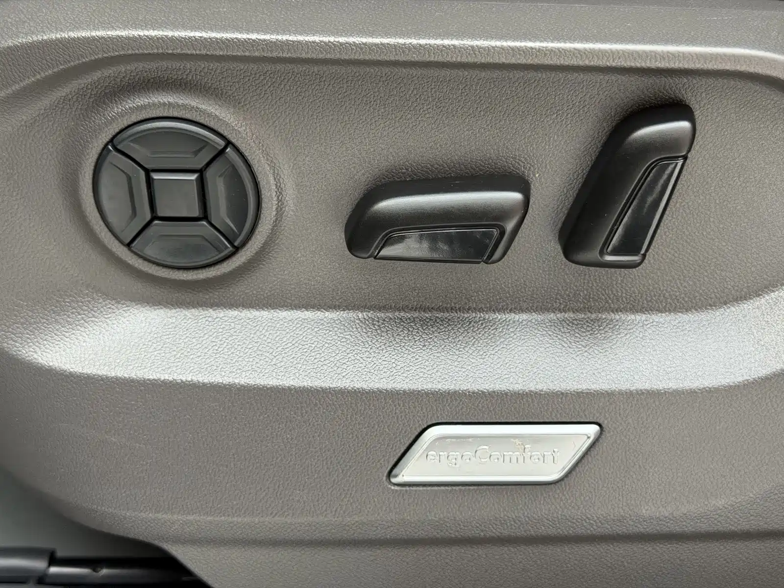 Фото 17 - Volkswagen Touareg
