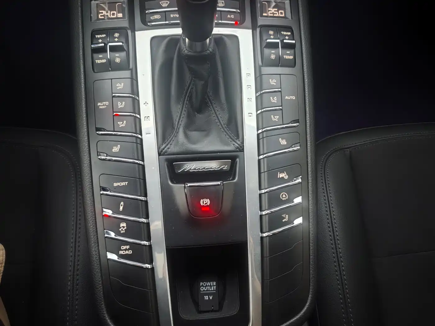 Porsche Macan 2018 Macan 2.0T фото 19