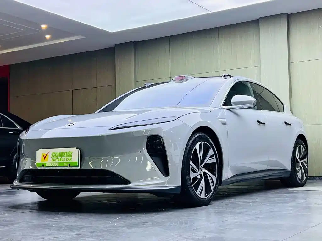 NIO ET5 2022