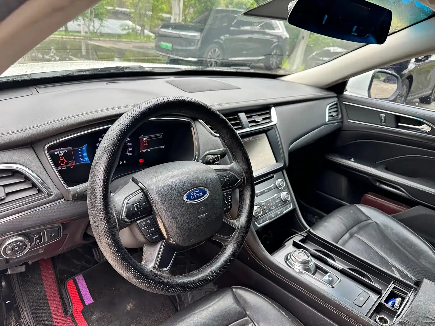 Фото 11 - Ford Taurus