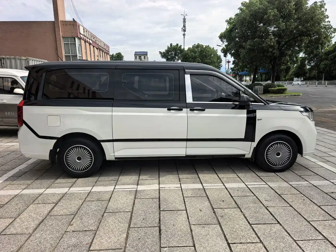 Wuling Motors Wuling Journey 2023 2022 2.0L Manual Startup Edition