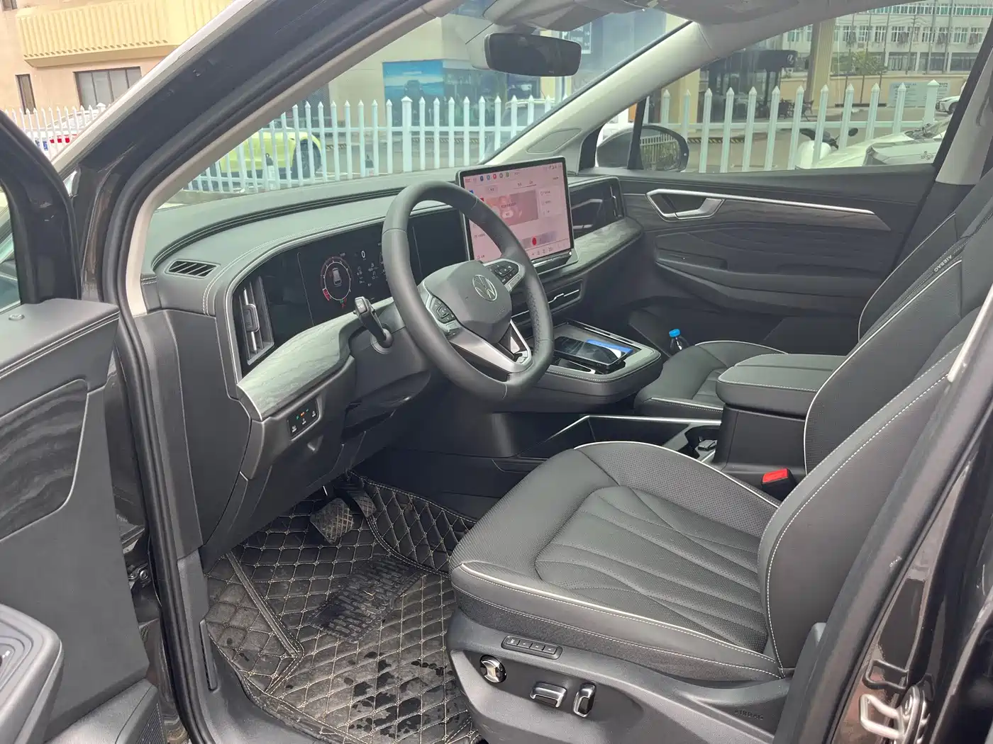 Volkswagen Talagon 2025 2025 Model 450TSI AWD Premium 6-Seater