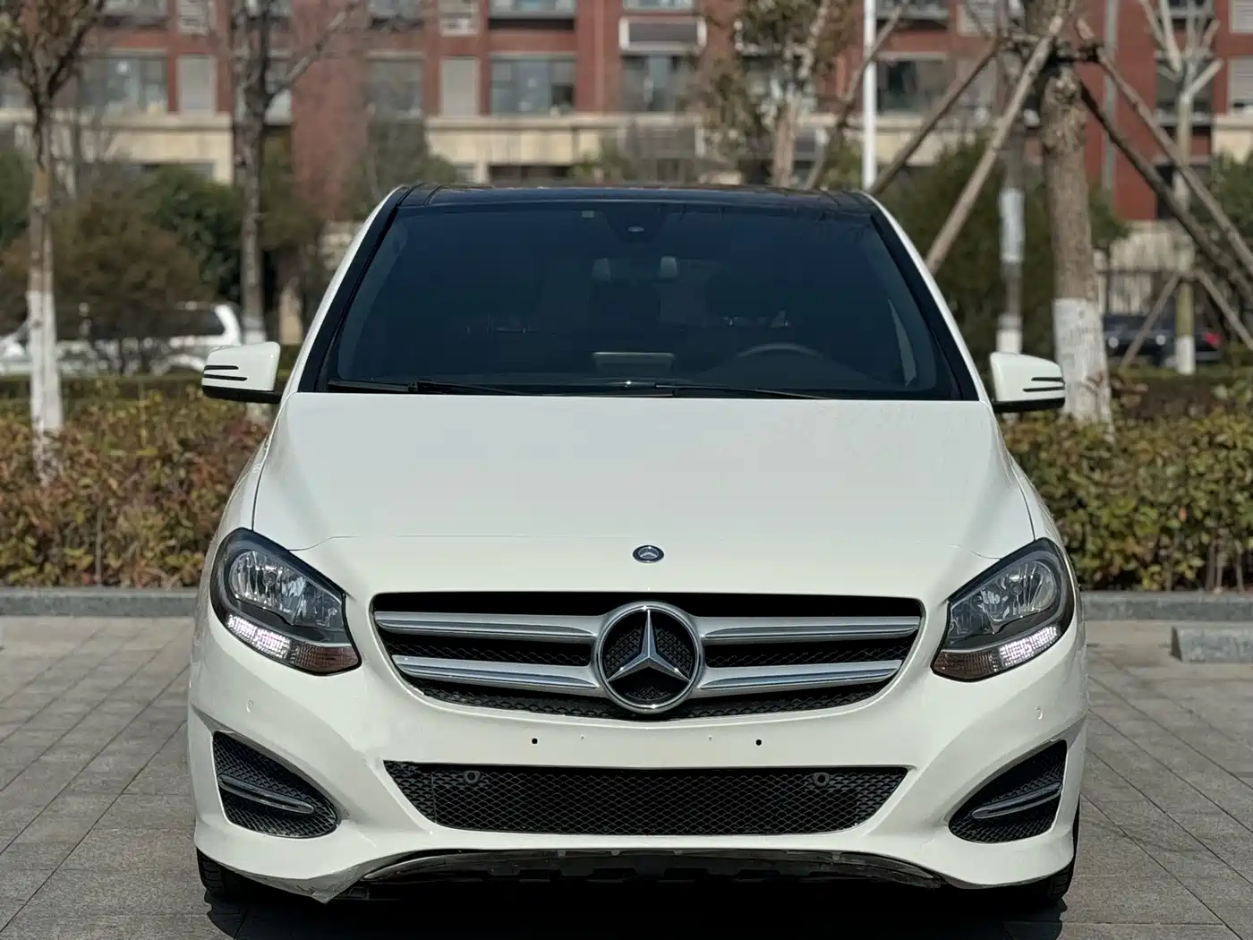 Mercedes-Benz B-Class 2015 B 200 Dynamic фото 2