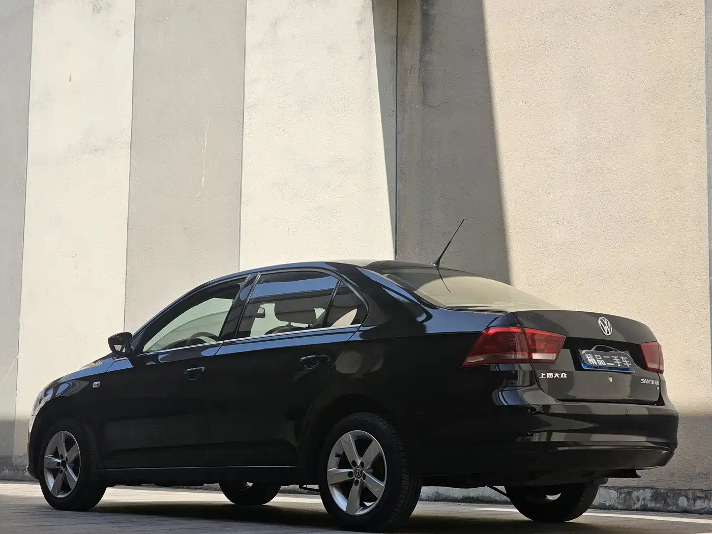 Volkswagen Santana 2015 1.6L Automatic Comfort Edition фото 4