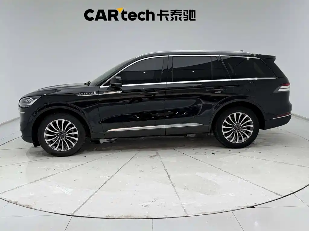 Lincoln Aviator, миниатюра 6