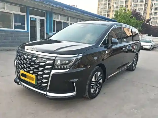 JAC Refine RF8 PHEV HarmonyOS, 1.5T 150KM, Флагман, литий-железо-фосфатный аккумулятор