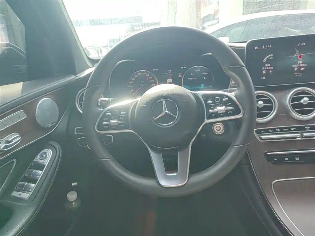 Mercedes-Benz GLC 2021 GLC 300 L 4MATIC Sporty фото 17