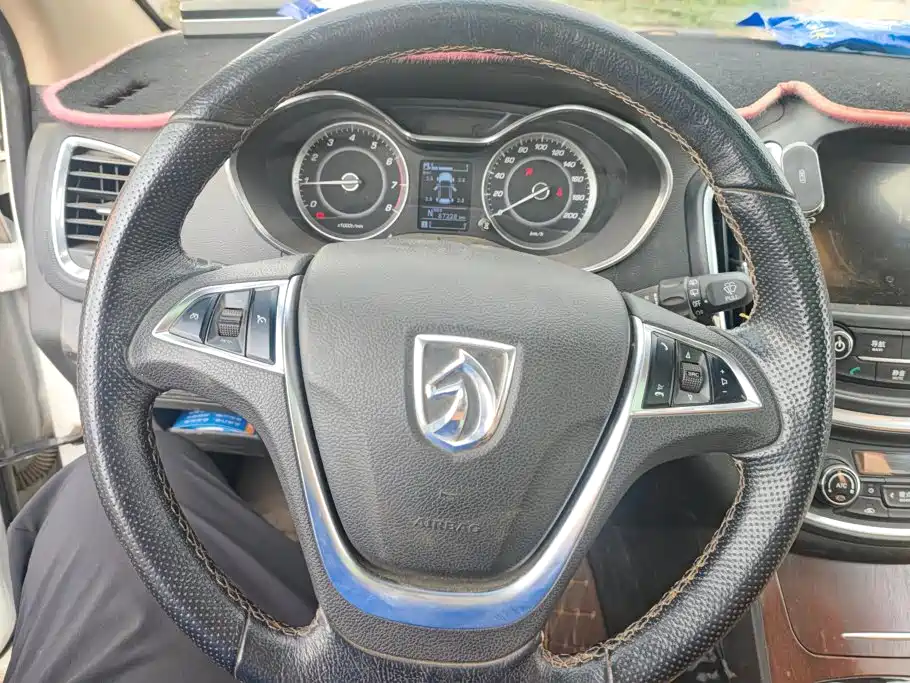 Baojun 560 2017 2017 Rhythm Edition 1.8L iAMT Premium Type