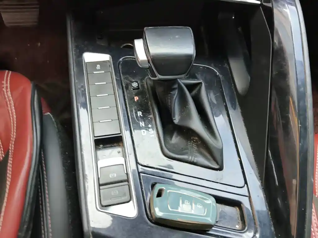 Dongfeng Fengxing Fengxing T5 2019 2018 230T CVT Smart Enjoy Type