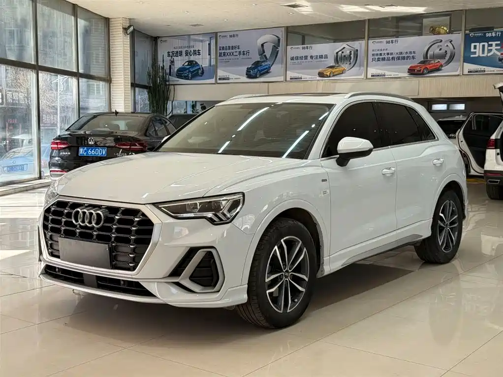 Audi Q3 2022 35 TFSI Progressive Dynamic