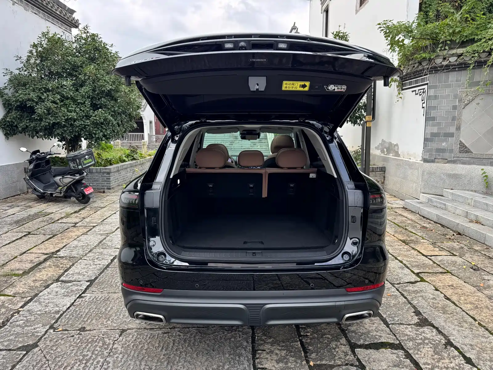 Фото 15 - Chery Tiggo 8L
