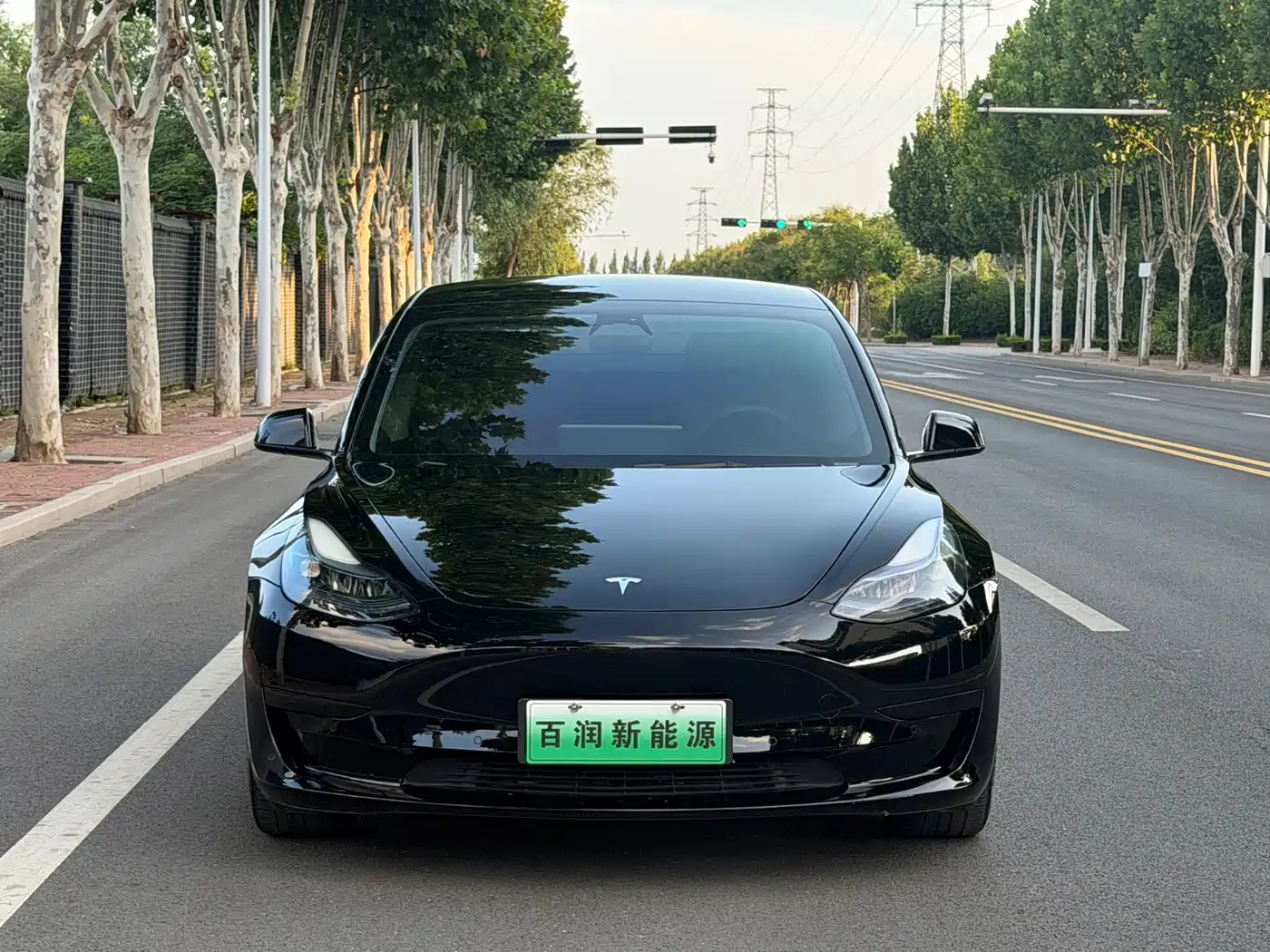 Tesla Model 3 2023