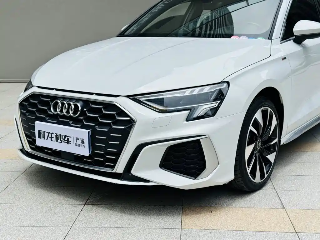 Фото 15 - Audi A3