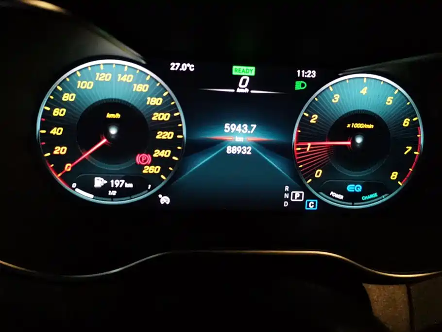 MERCEDES-BENZ C CLASS