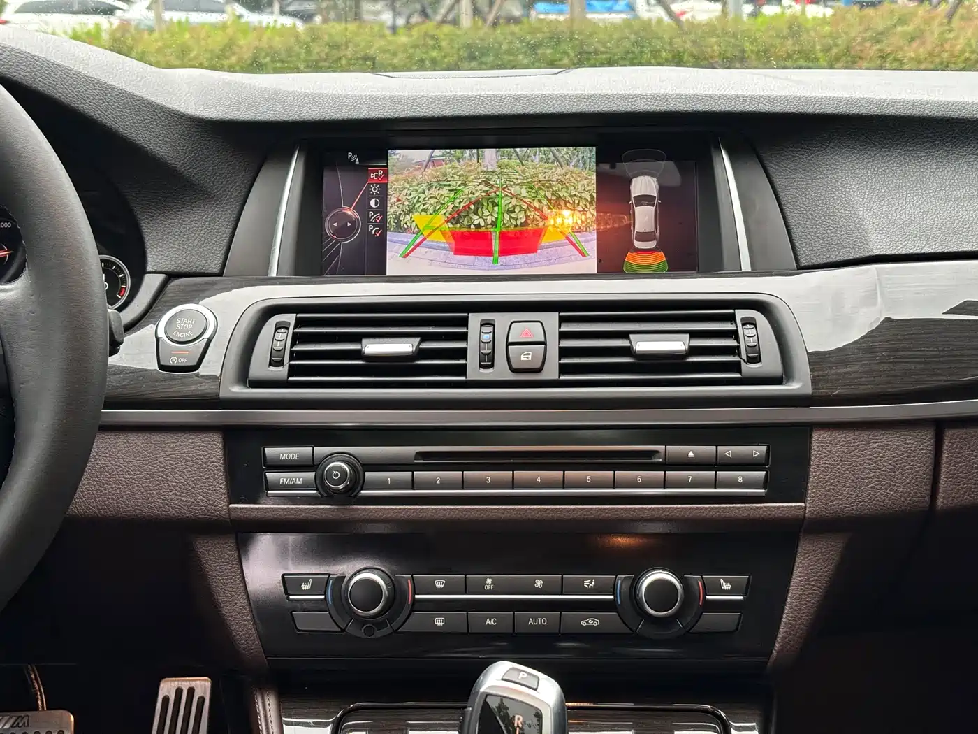 BMW 5 Series 2017 525Li Luxury Design Package фото 12