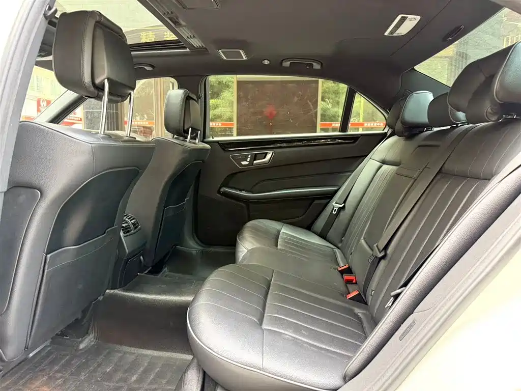Mercedes-Benz E-Class 2015 E 260 L Sport фото 6
