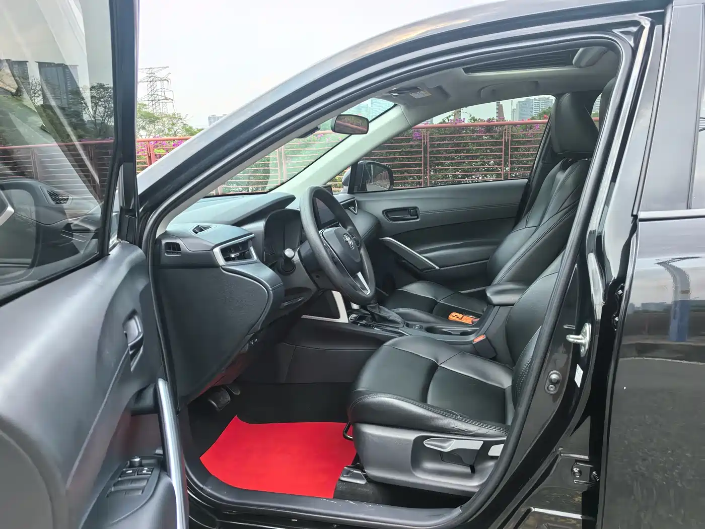 Toyota Frontlander 2022 2.0L CVT Leading Edition фото 5