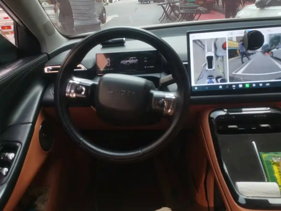 Aion V 2024 2024 Aion T-Rex 650 Smart Luxury Edition