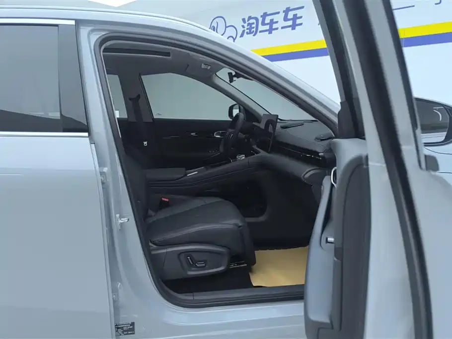 GEELY GALAXY GALAXY E5