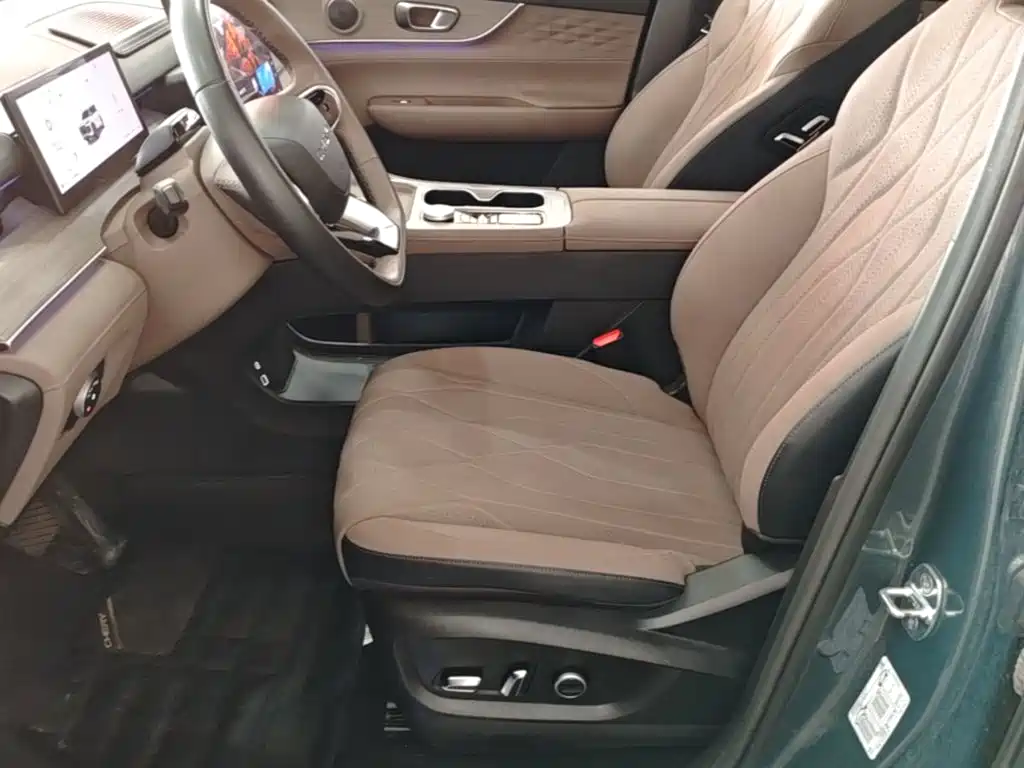 Chery Tiggo 8 PLUS 2024 2025 290TGDI DCT Premium 5-seater