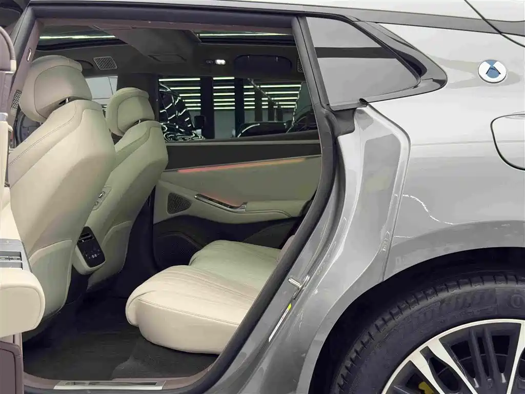 Denza Z9GT 2025 2024 1100 AWD Ultra Edition