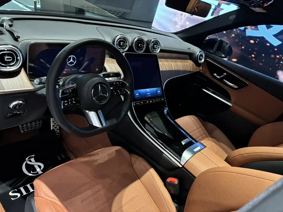 Mercedes-Benz GLC 2024 GLC 300 L 4MATIC Dynamic 5-seater фото 7