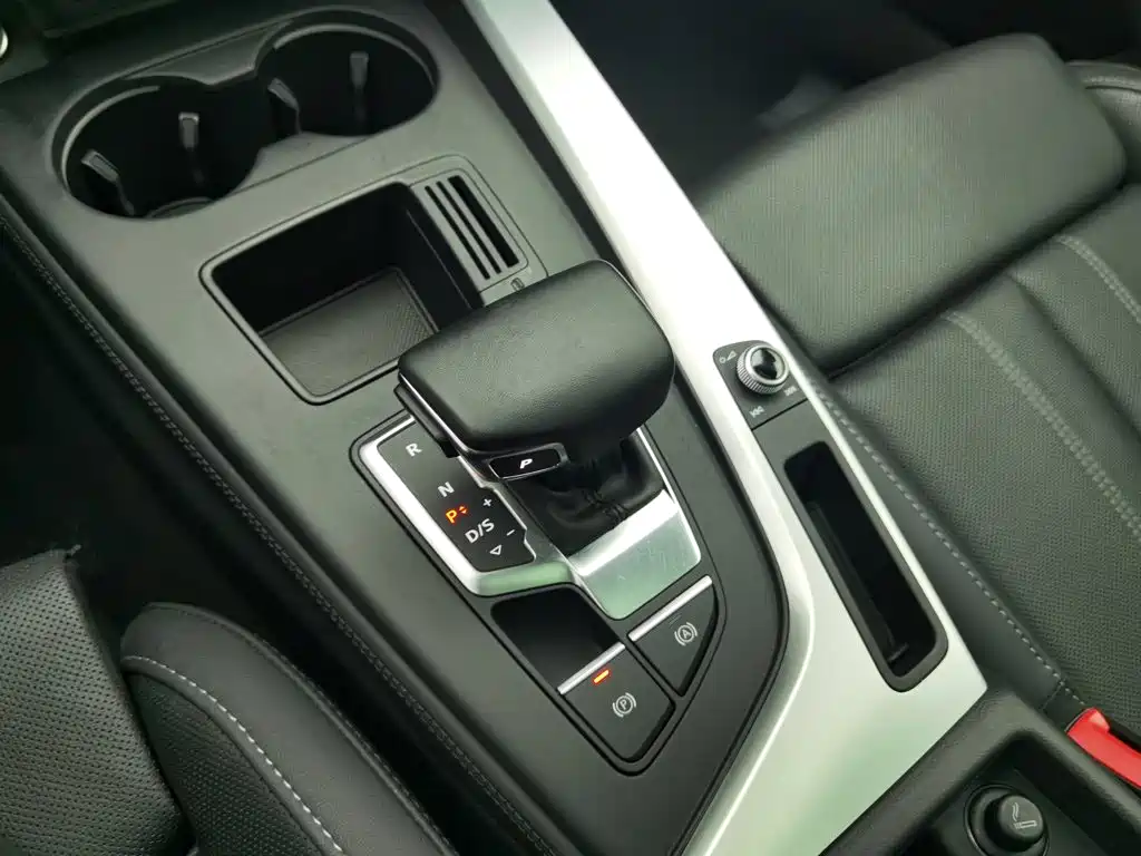 Audi A4L, миниатюра 13