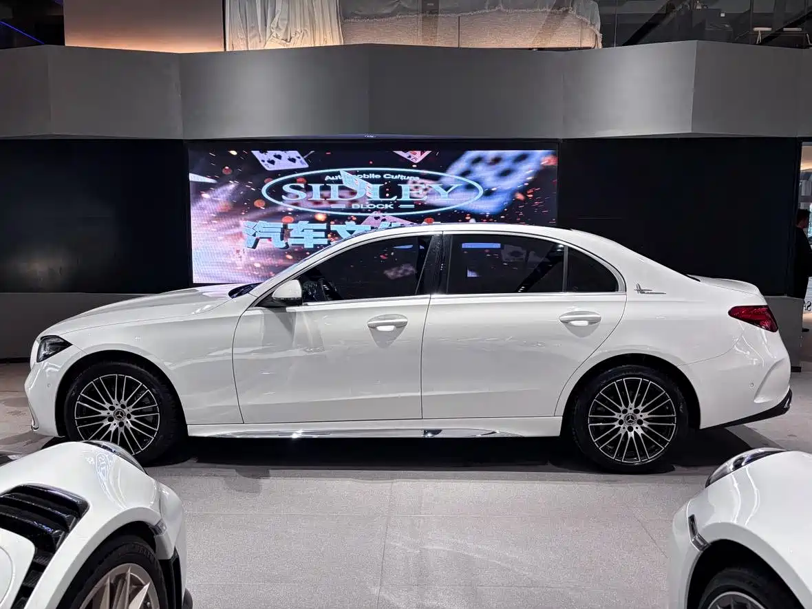 Mercedes-Benz C-Class 2022 C 260 L Sport Edition фото 2