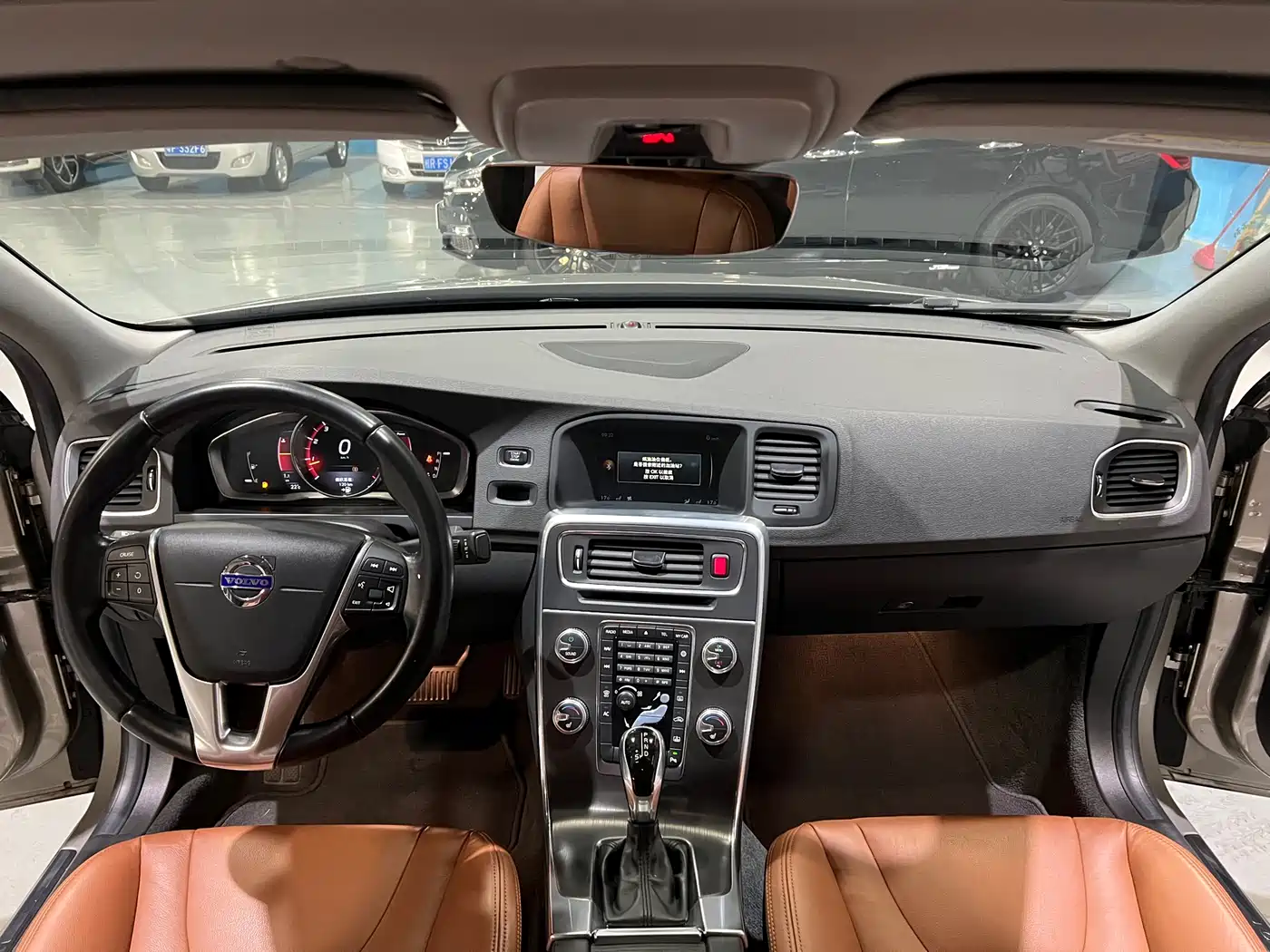 Фото 5 - Volvo S60