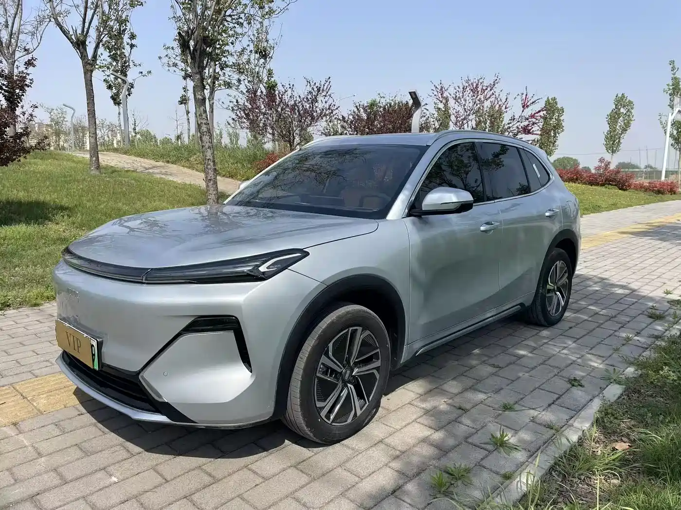 Geely Galaxy Galaxy Starship 7 EM-i 2025 Model 120km Explorer+ Edition