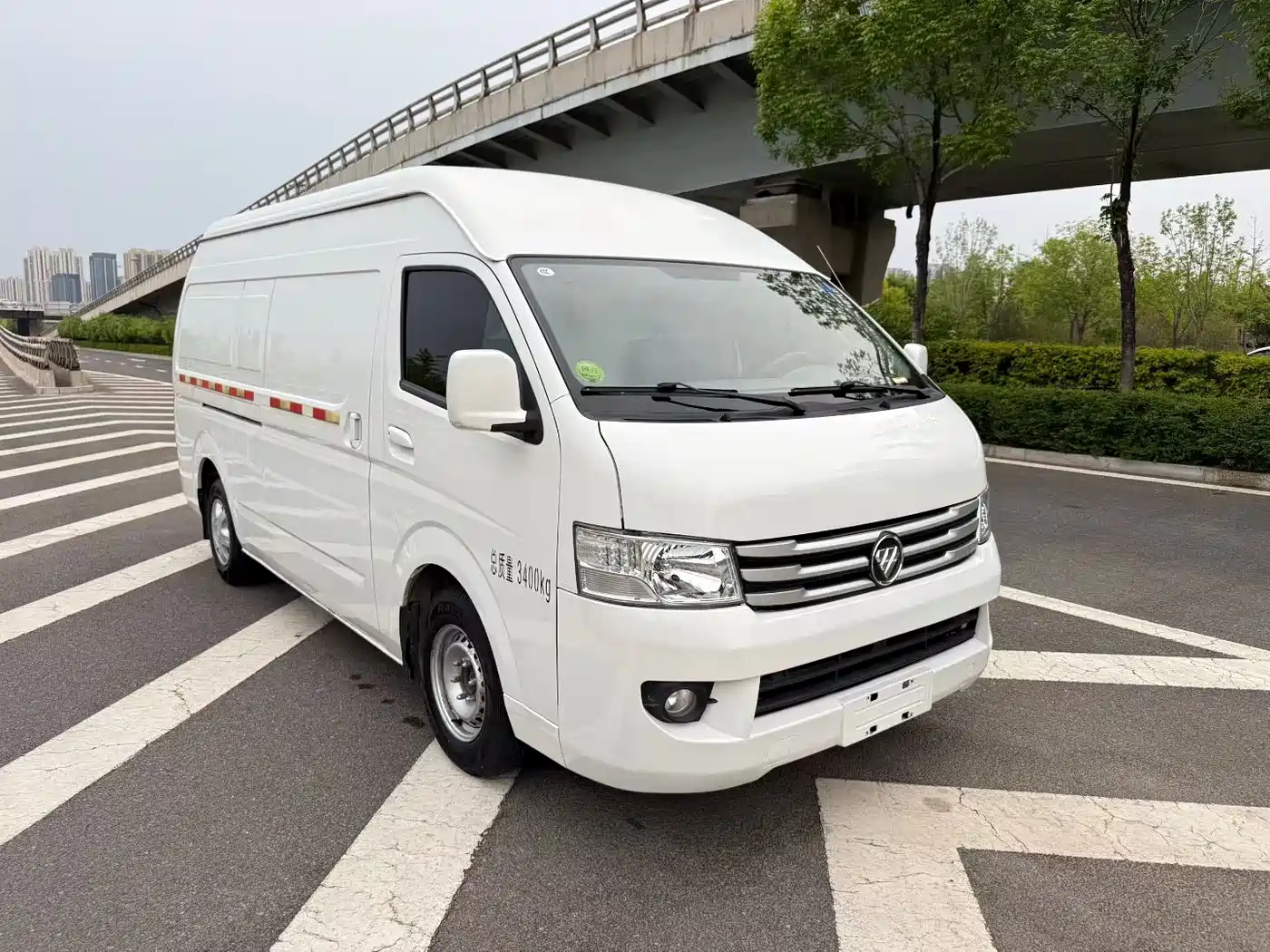 Foton Fengjing G9 2021 2021 2.4L Gasoline Commercial Version Long Wheelbase High Roof 2-Seater Van 4K22D4M