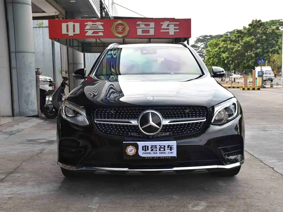 Mercedes-Benz GLC 2018 GLC 300 4MATIC Dynamic фото 2