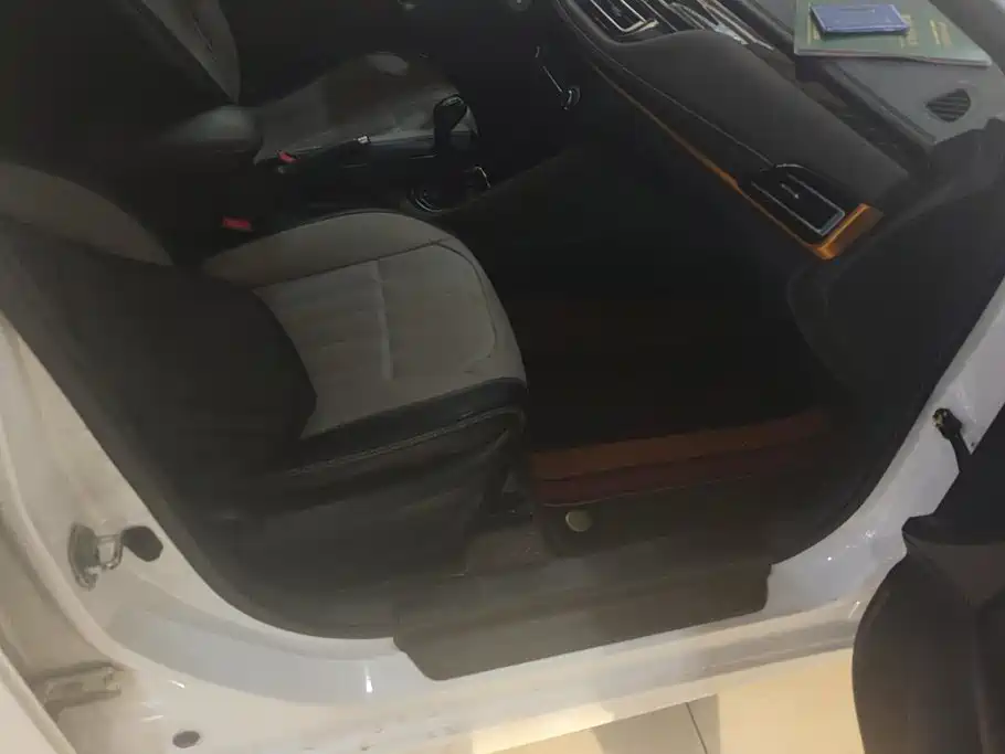 Changan Eado DT 2020 2019 1.6L Manual Relax China VI