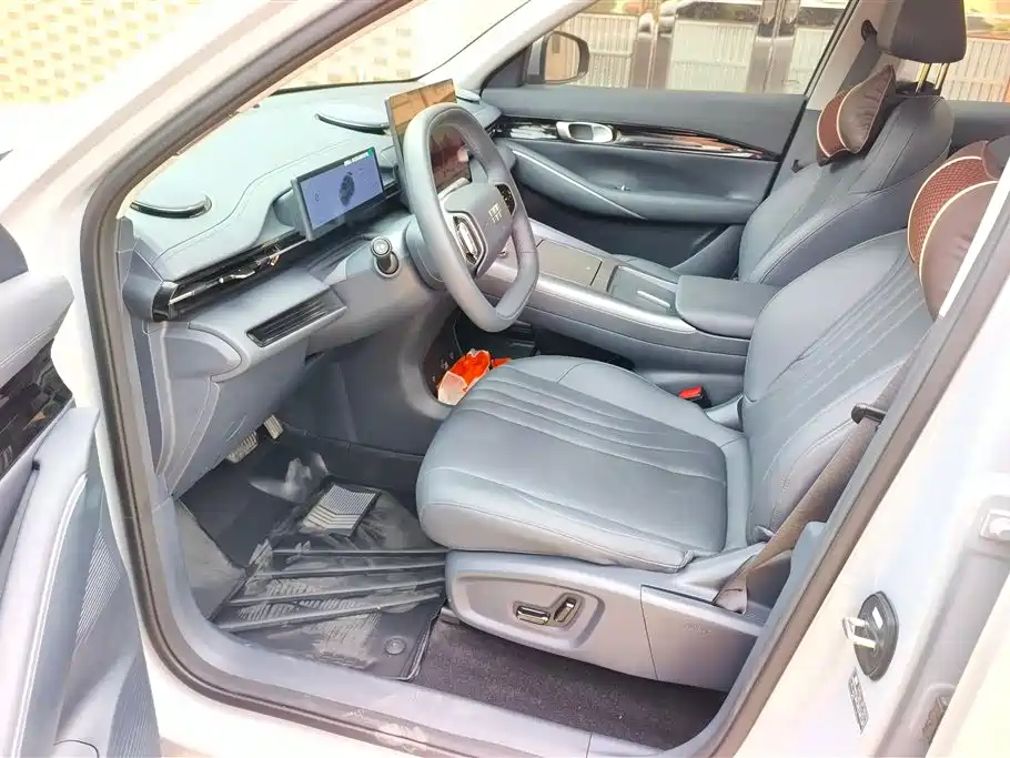 GEELY GALAXY GALAXY E5