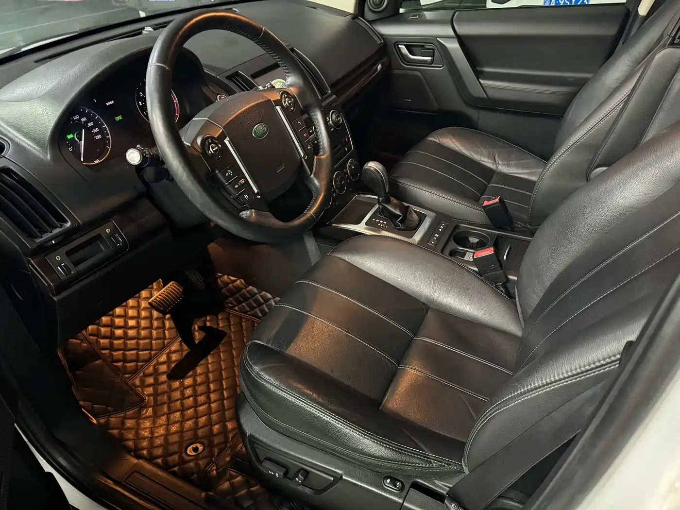 Land Rover Freelander 2 2014 2013 2.0T Si4 SE Petrol Version