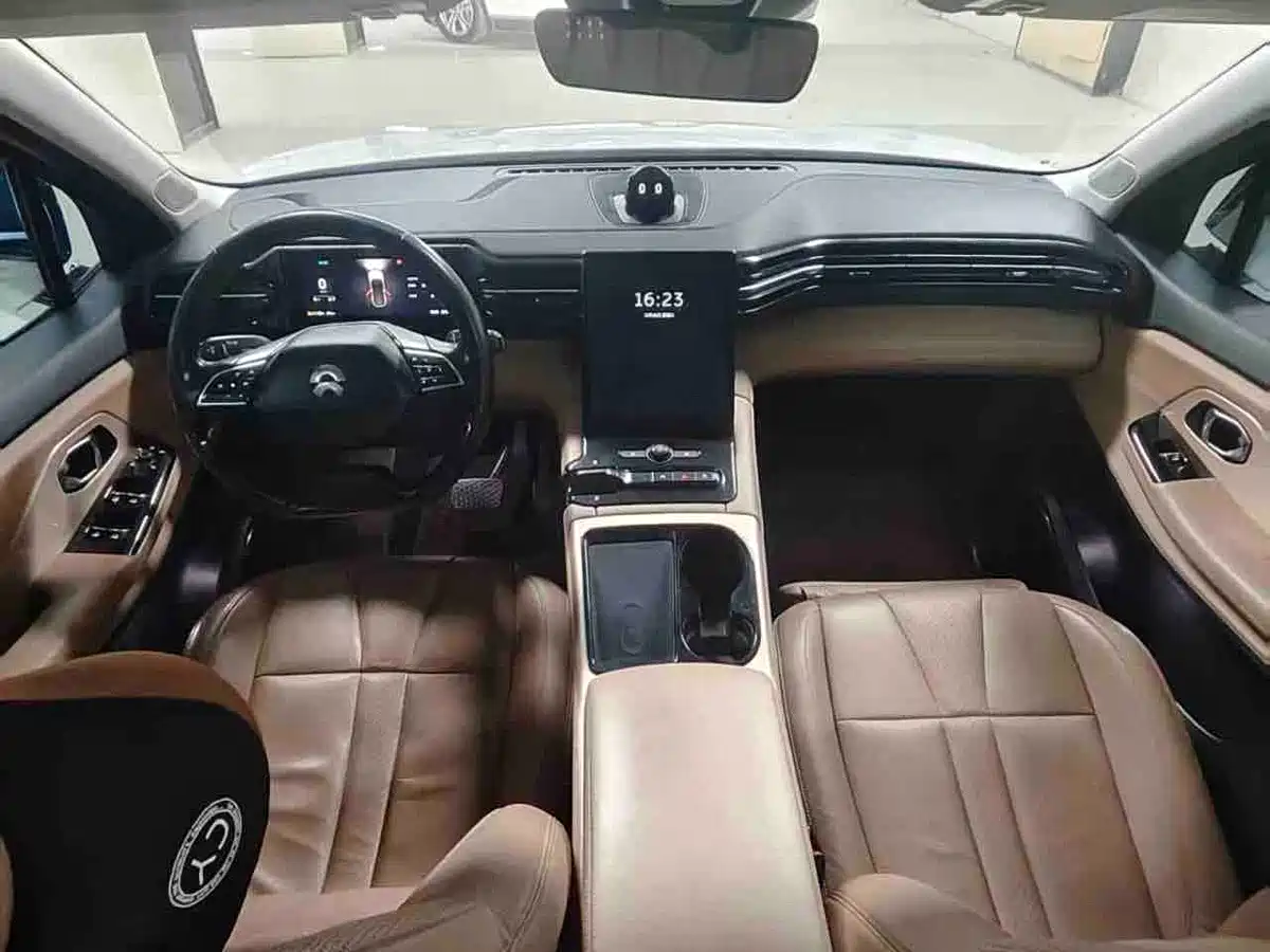 NIO ES8 2018 2018 355KM Base Model 7-Seater Version