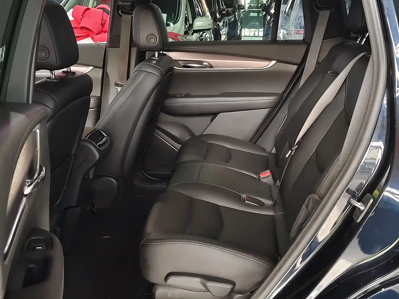 Cadillac XT6 2021 2.0T 7-Seater 2WD Trend Edition фото 8