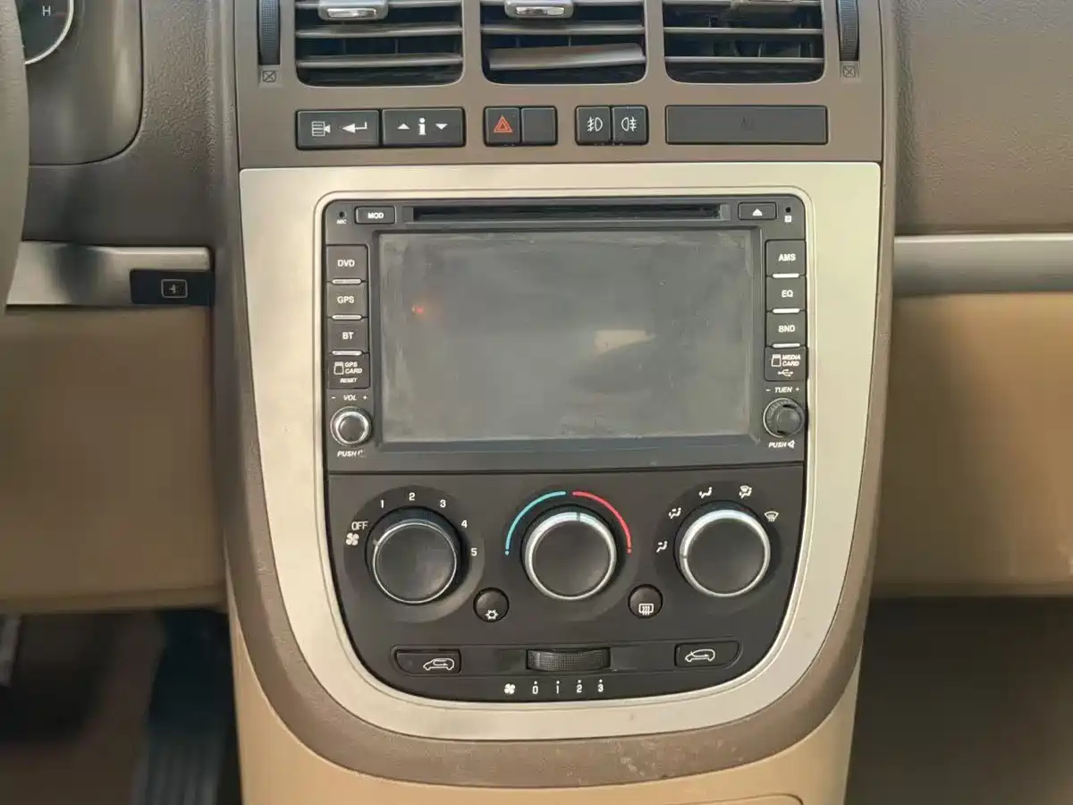 Buick GL8 2012 2.4L BASE Comfort фото 12