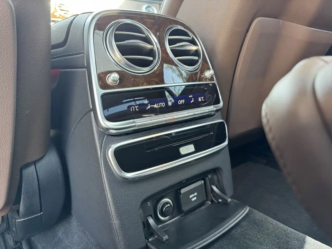 Mercedes-Benz S-Class 2015 S 400 L 4MATIC фото 5