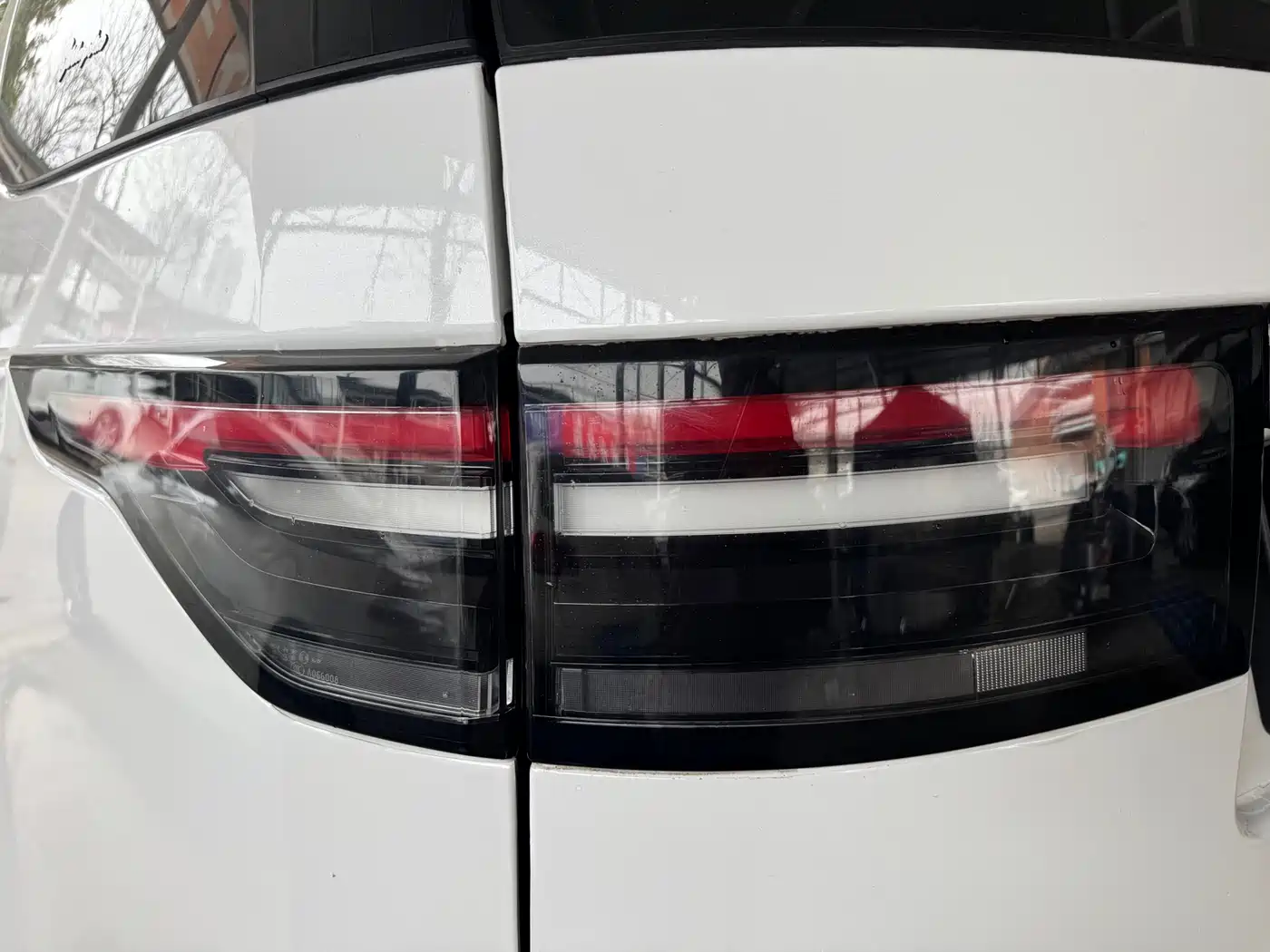 Land Rover Discovery 2017 3.0 SC V6 SE фото 6