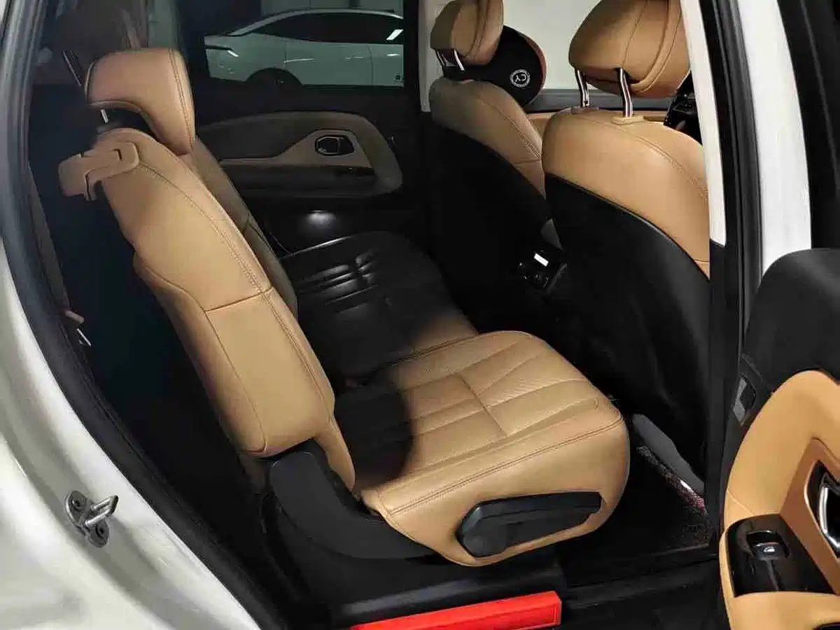 NIO ES8 2018 2018 355KM Base Model 7-Seater Version