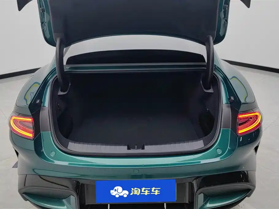 XIAOMI CAR XIAOMI SU7 ULTRA