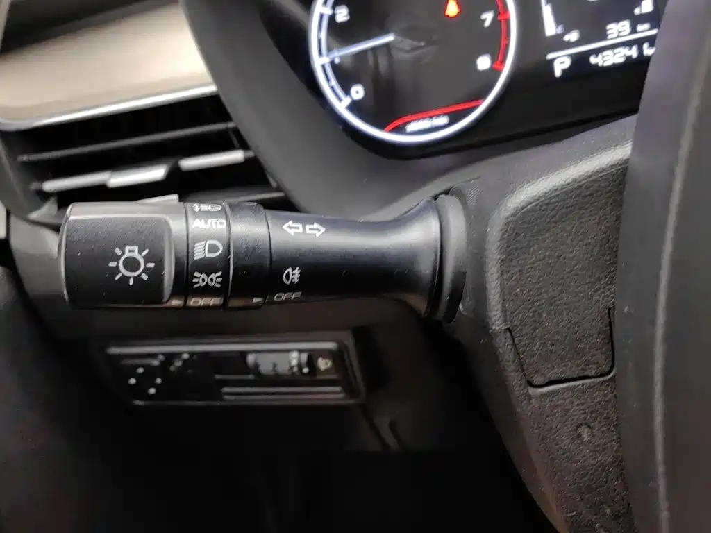 Geely Vision X3 2022 2021 PRO 1.5L CVT Premium