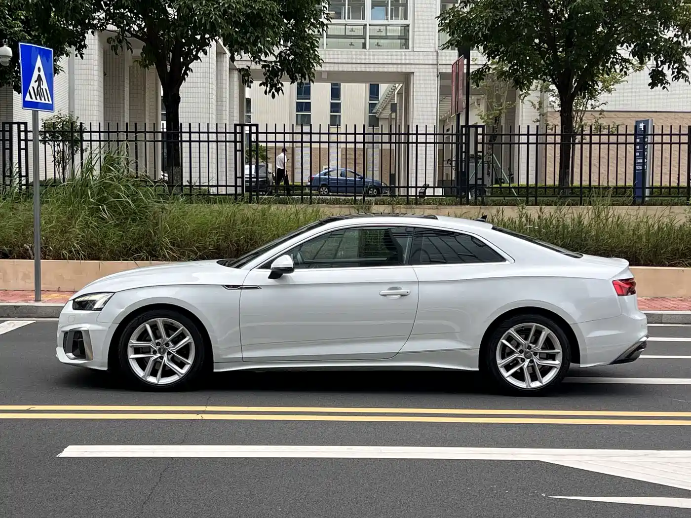 Фото 3 - Audi A5 (Import)