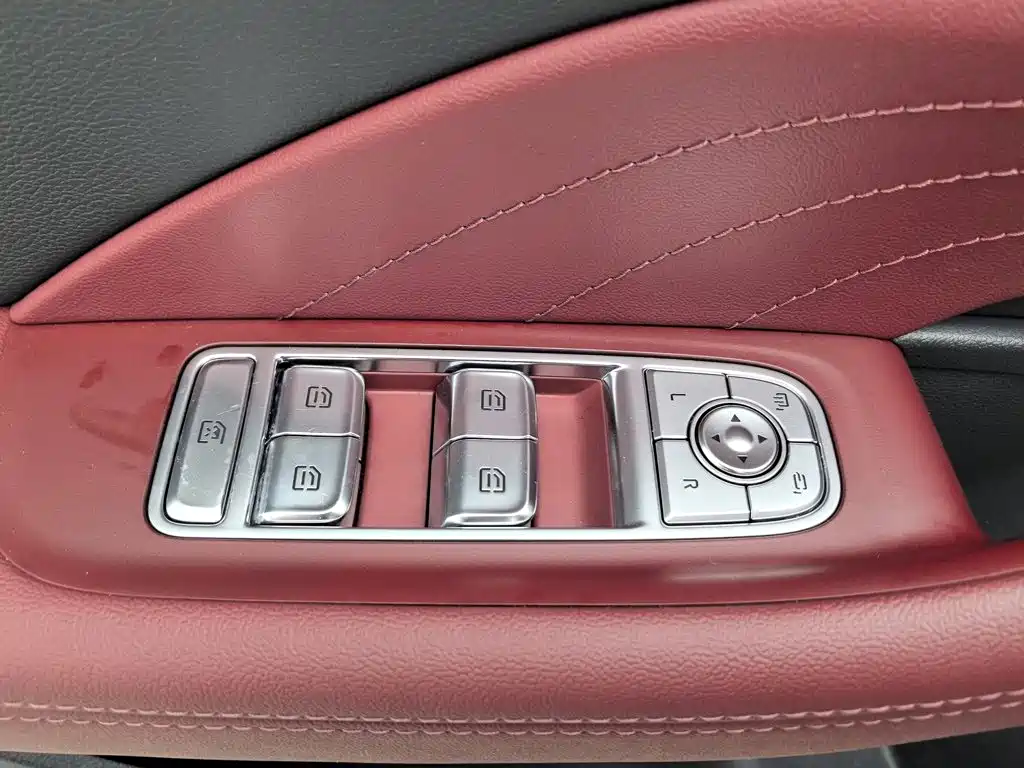 Hongqi H5 PHEV 2025 2025 130 Super Hybrid Edition